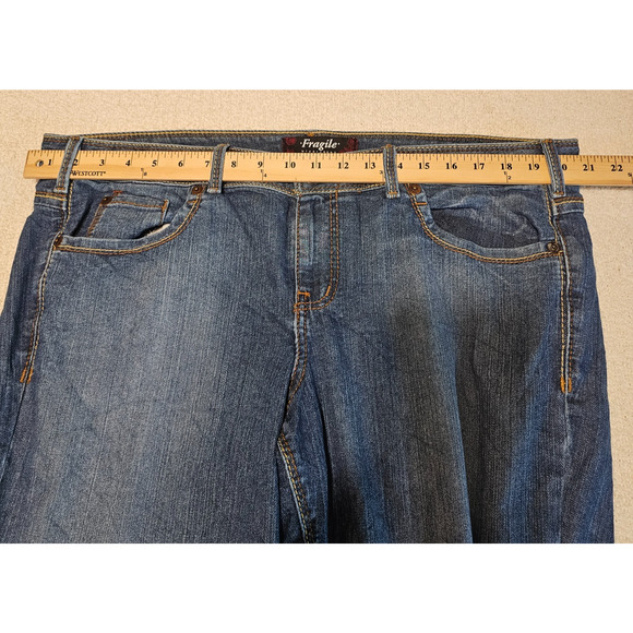 Fragile Blue Jeans Women’s Size 18 Medium Wash Stretch Denim Straight Leg - Picture 6 of 14